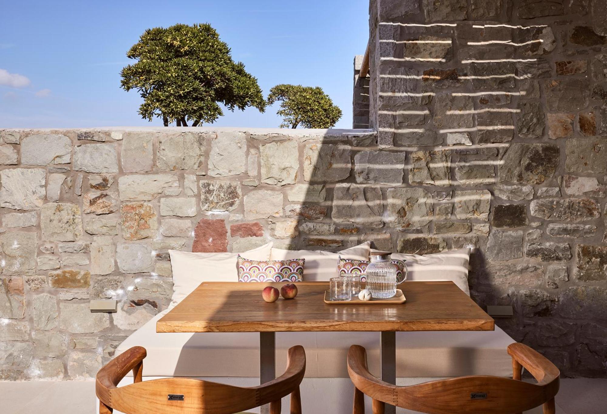 Milos Sea 4*