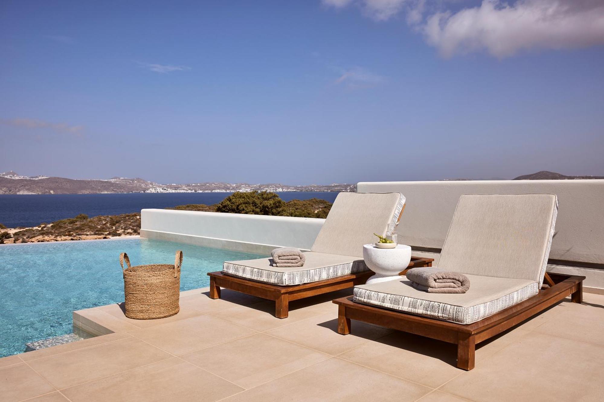 Milos Sea 4* Αδάμας
