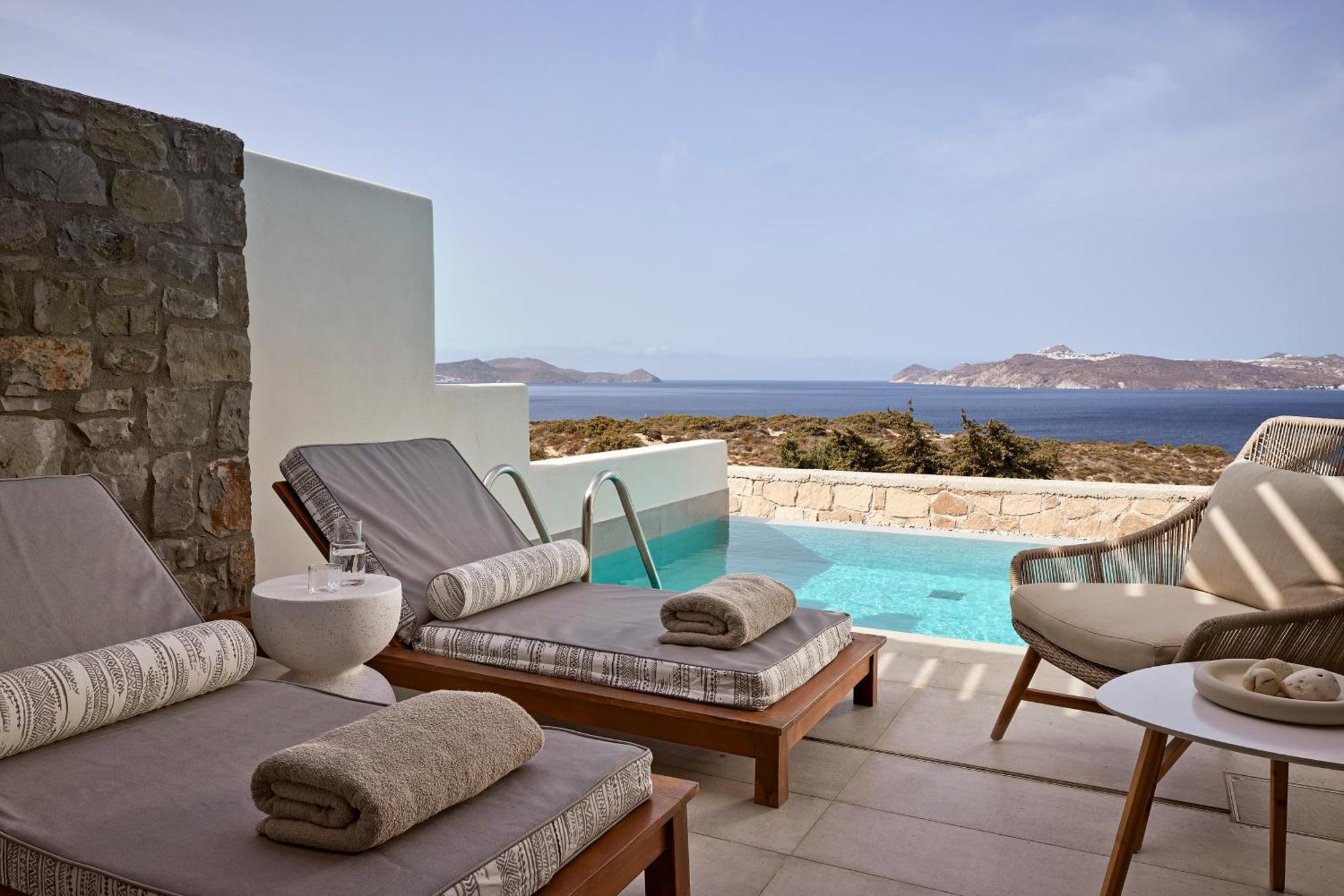 Milos Sea Adamantas (Milos)