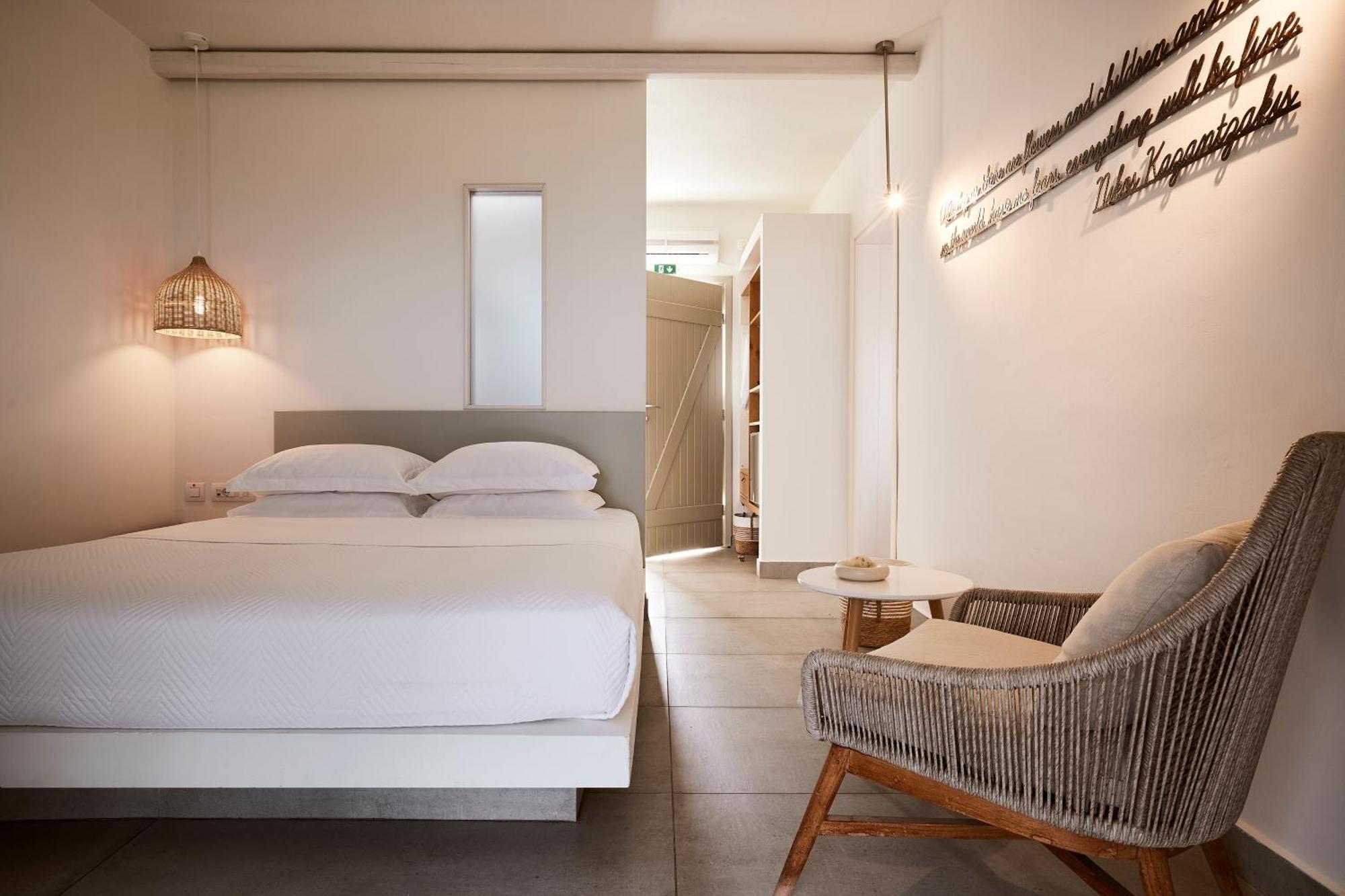 Milos Sea 4*